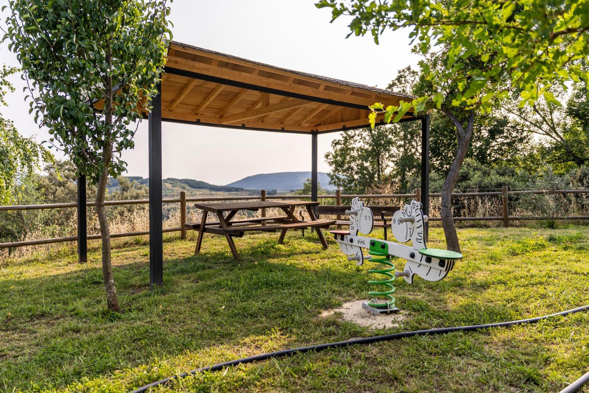 Casa De Turismo Rural Sardom2 Бембибре Экстерьер фото